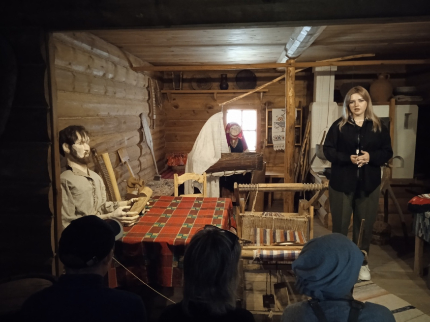 Ребята ЦСР «РАДИУС» | АНО «Социальное благополучие» посетили Музей «Квартира И.Я. Яковлева»